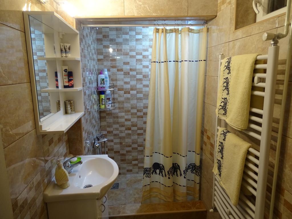 Meda Apartment Belgrado Esterno foto