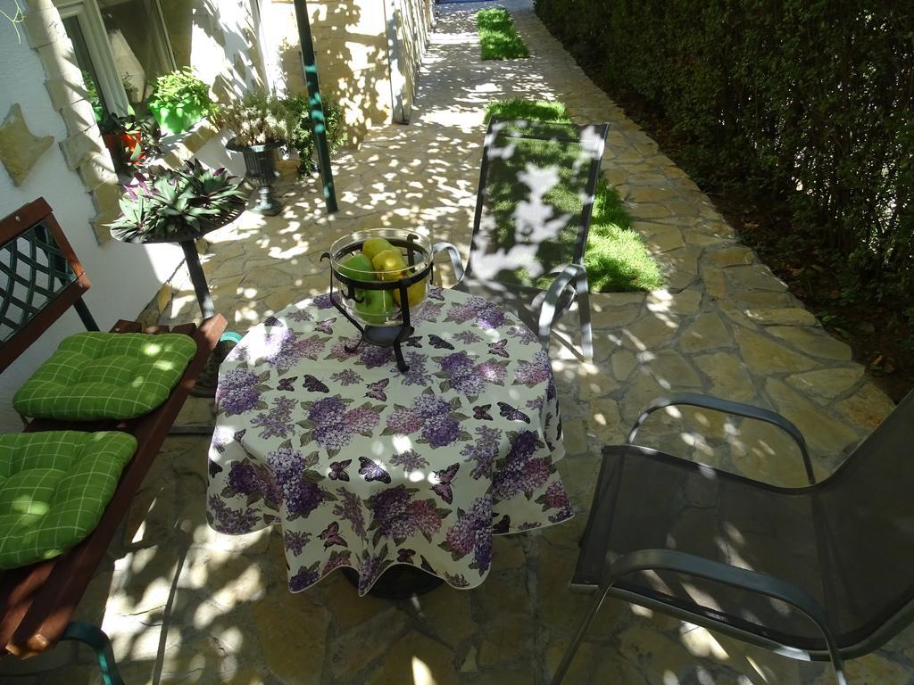 Meda Apartment Belgrado Esterno foto
